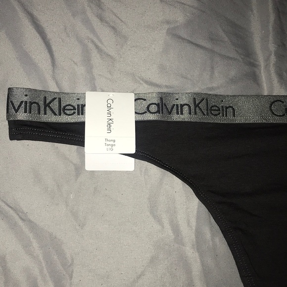 Calvin Klein Women’s Thong🆕 - Picture 3 of 10